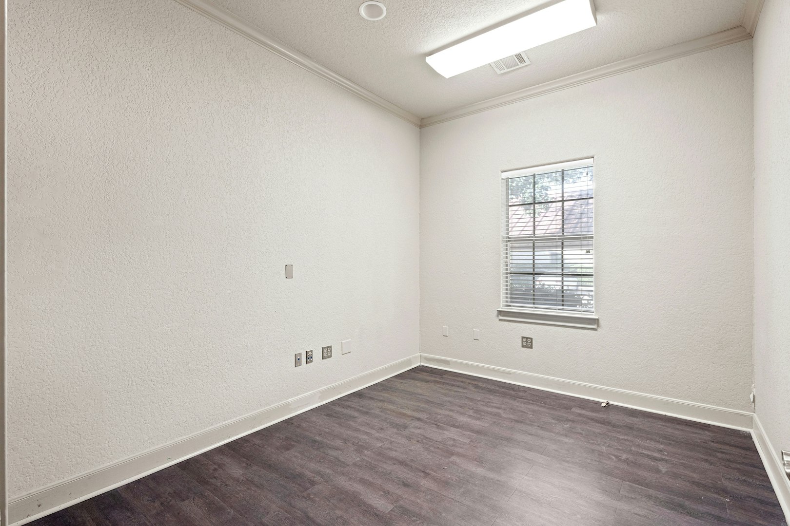 0000 Leased 9480 Huebner Road San Antonio TX 78240