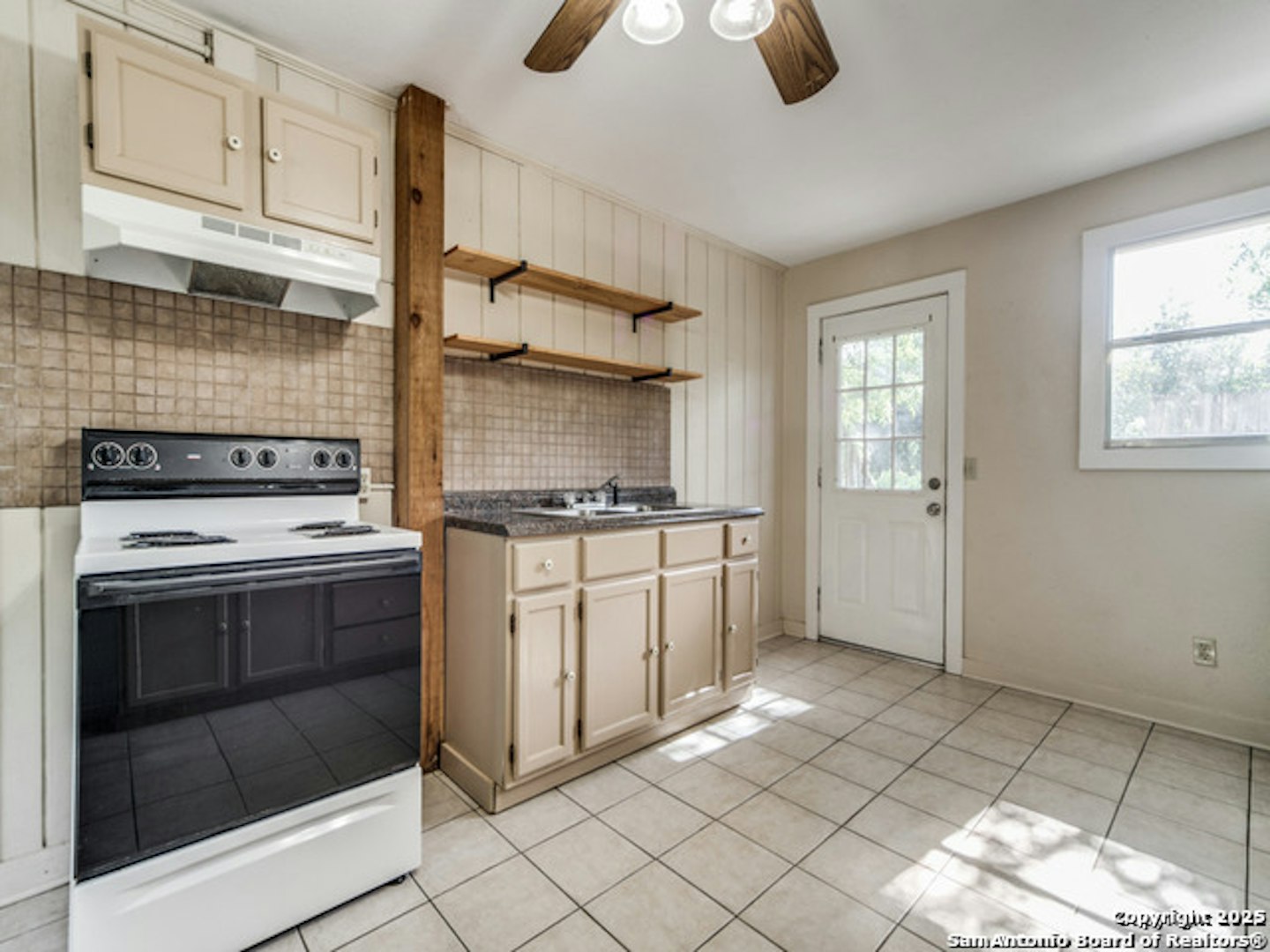 116 North Plant Avenue Boerne TX 78006