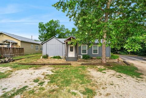 116 North Plant Avenue Boerne TX 78006