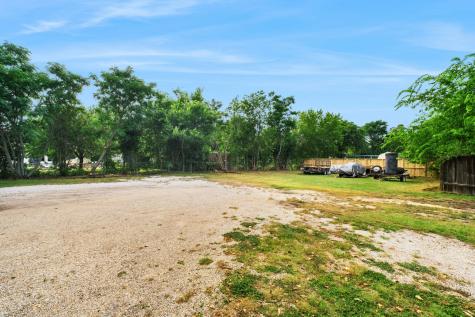 116 North Plant Avenue Boerne TX 78006