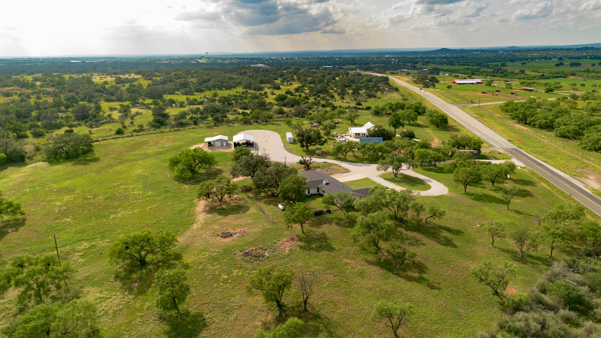 2340 SE Us Highway 71 Llano TX 78643