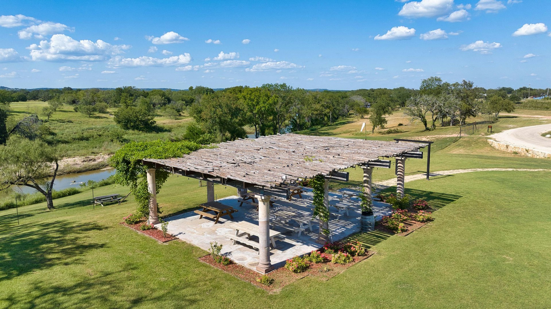 13502 Us 290 Stonewall TX 78671