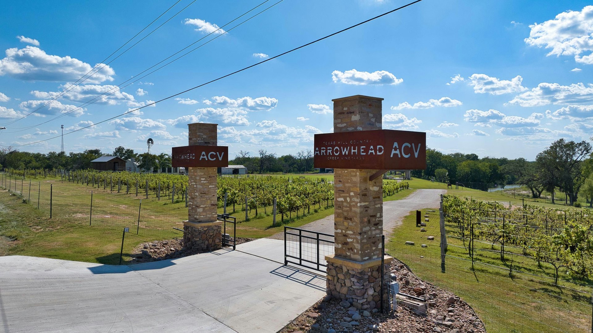 13502 Us 290 Stonewall TX 78671