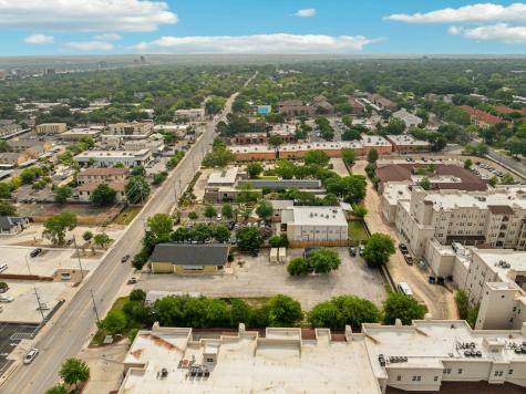 202 West Sunset Road San Antonio TX 78209