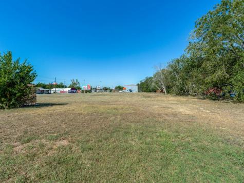 0000 E Kingsbury Street Seguin TX 78155
