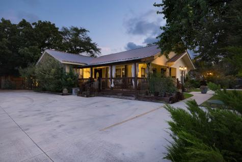 504 Tivy Street Kerrville TX 78028