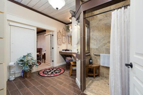 504 Tivy Street Kerrville TX 78028