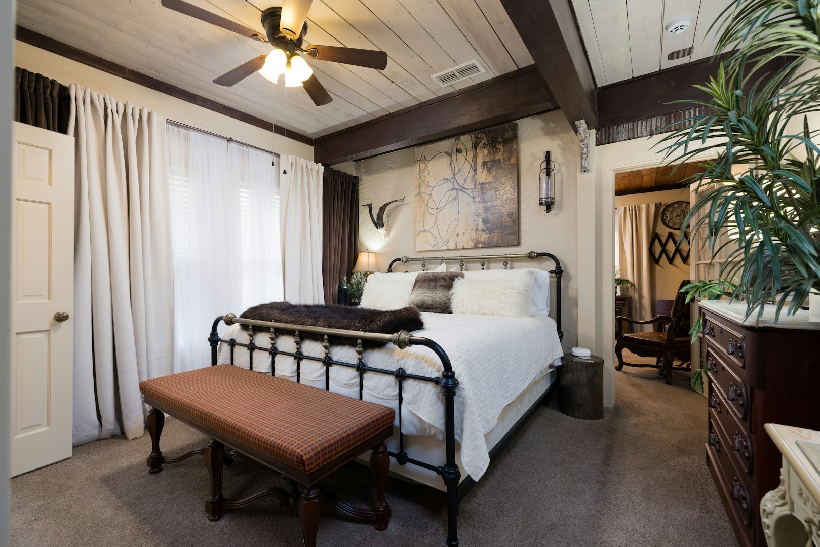 504 Tivy Street Kerrville TX 78028