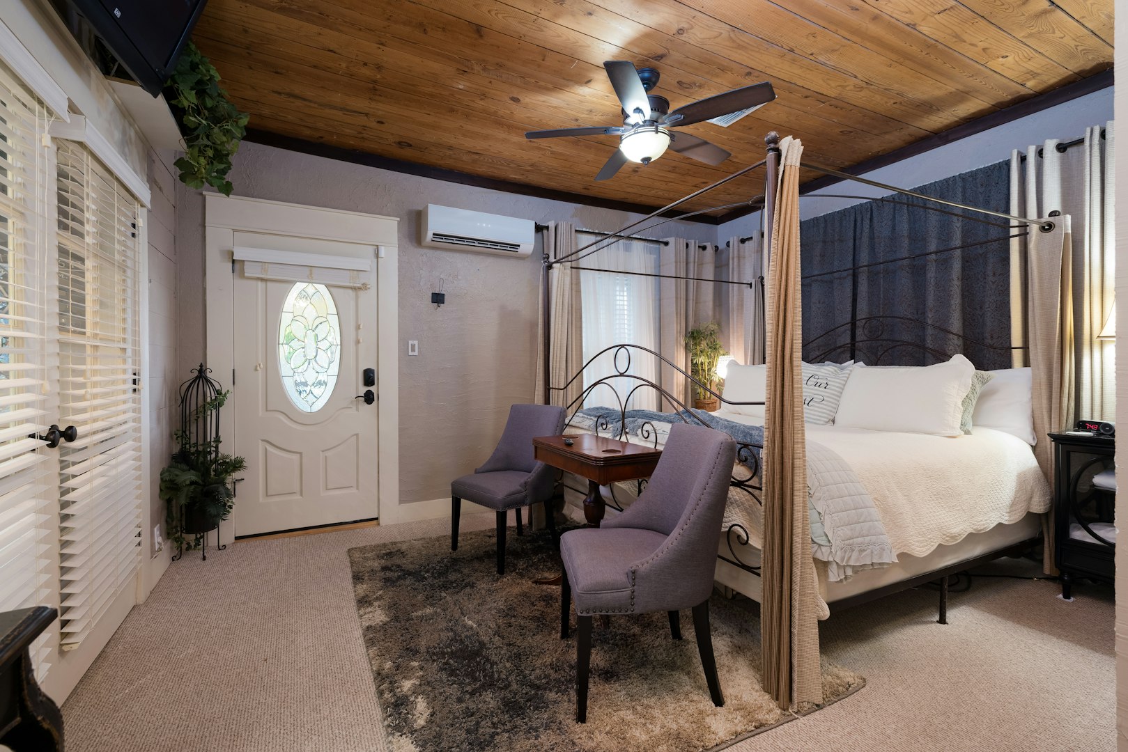 504 Tivy Street Kerrville TX 78028