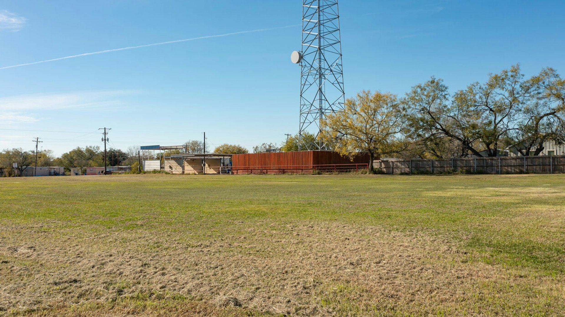 509 South Storts Street Poth TX 78147