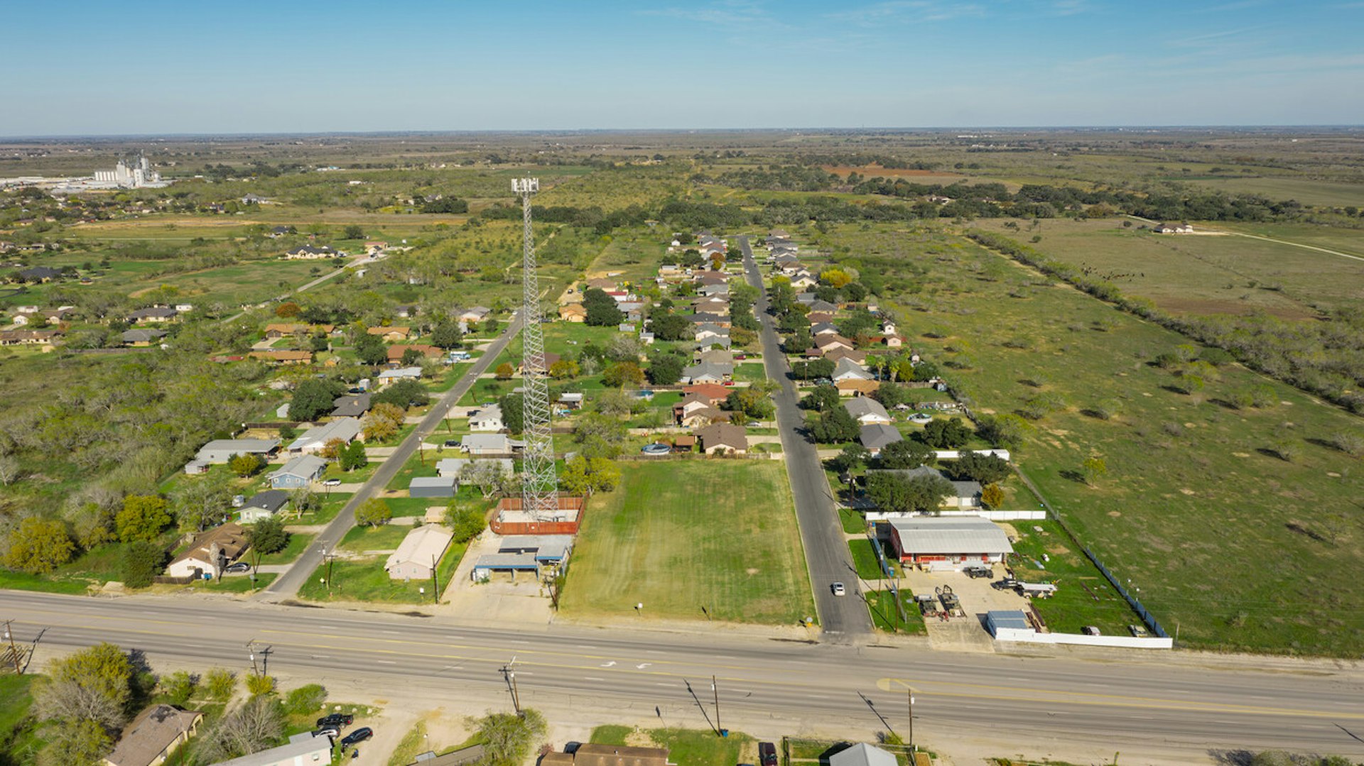 509 South Storts Street Poth TX 78147