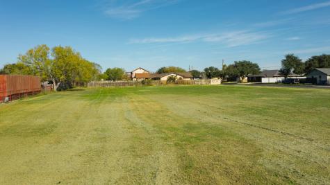 509 South Storts Street Poth TX 78147
