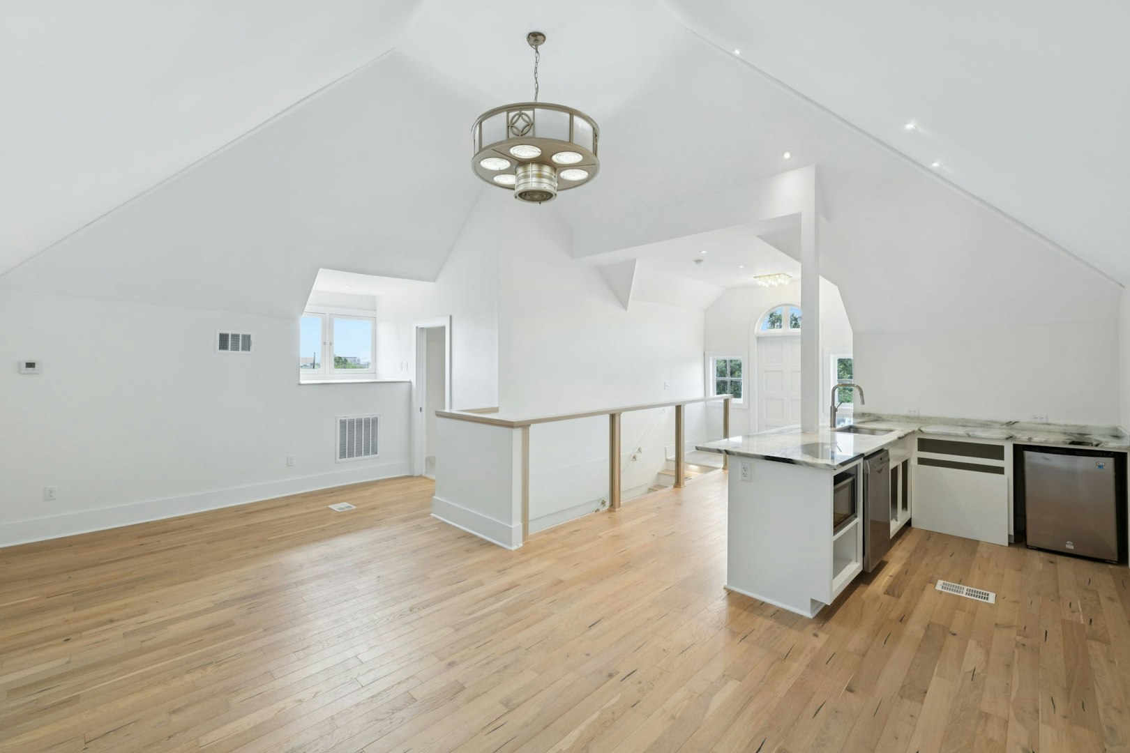 321 East Dewey Place San Antonio TX 78212