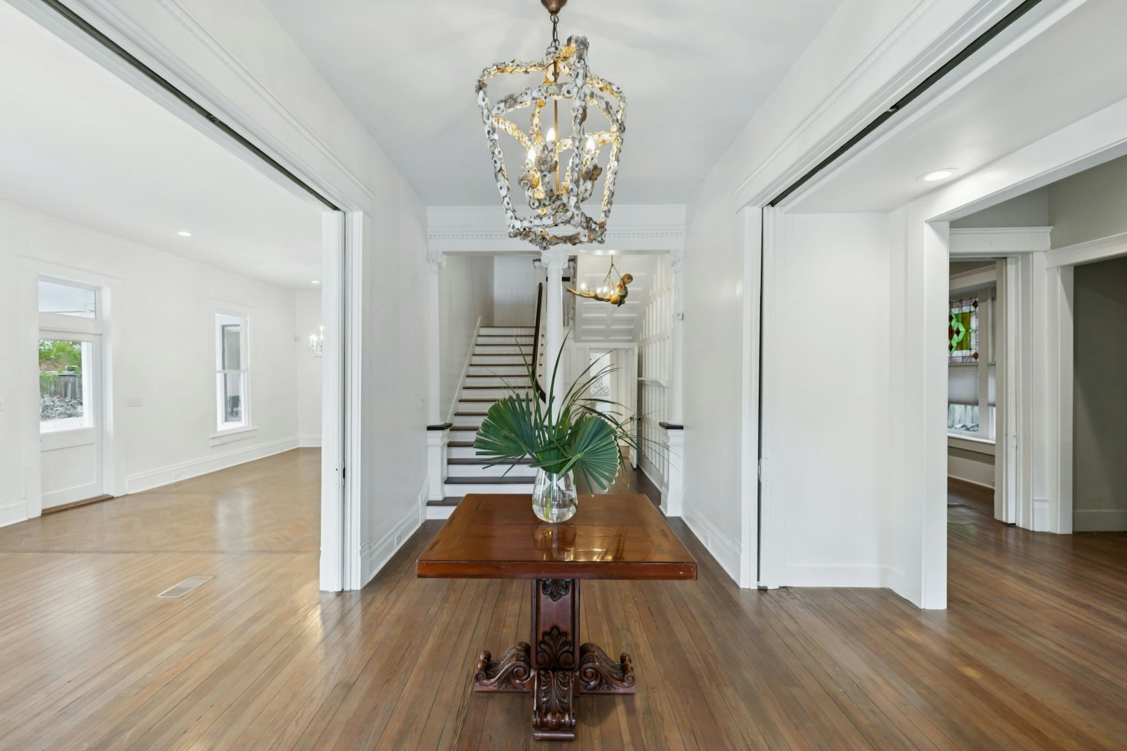 321 East Dewey Place San Antonio TX 78212