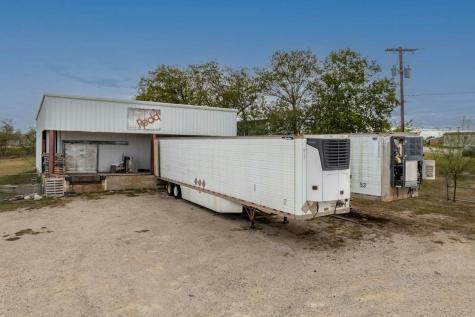 2127 North Saint Joseph Street Gonzales TX 78629