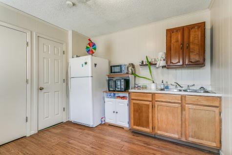 901 & 903 Oak Street Jourdanton TX 78026