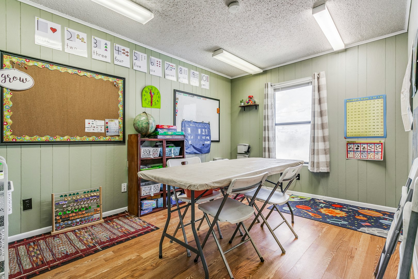 901 Oak Street Jourdanton TX 78026