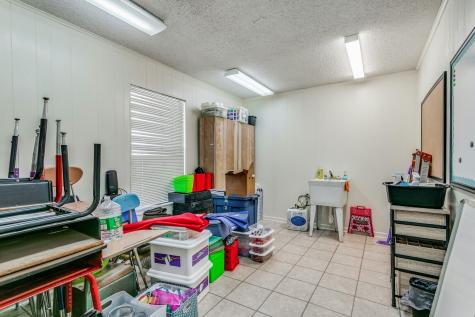 901 & 903 Oak Street Jourdanton TX 78026