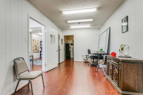 901 & 903 Oak Street Jourdanton TX 78026