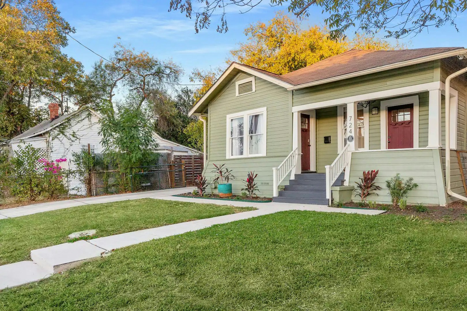 724 North Cherry Street San Antonio TX 78202