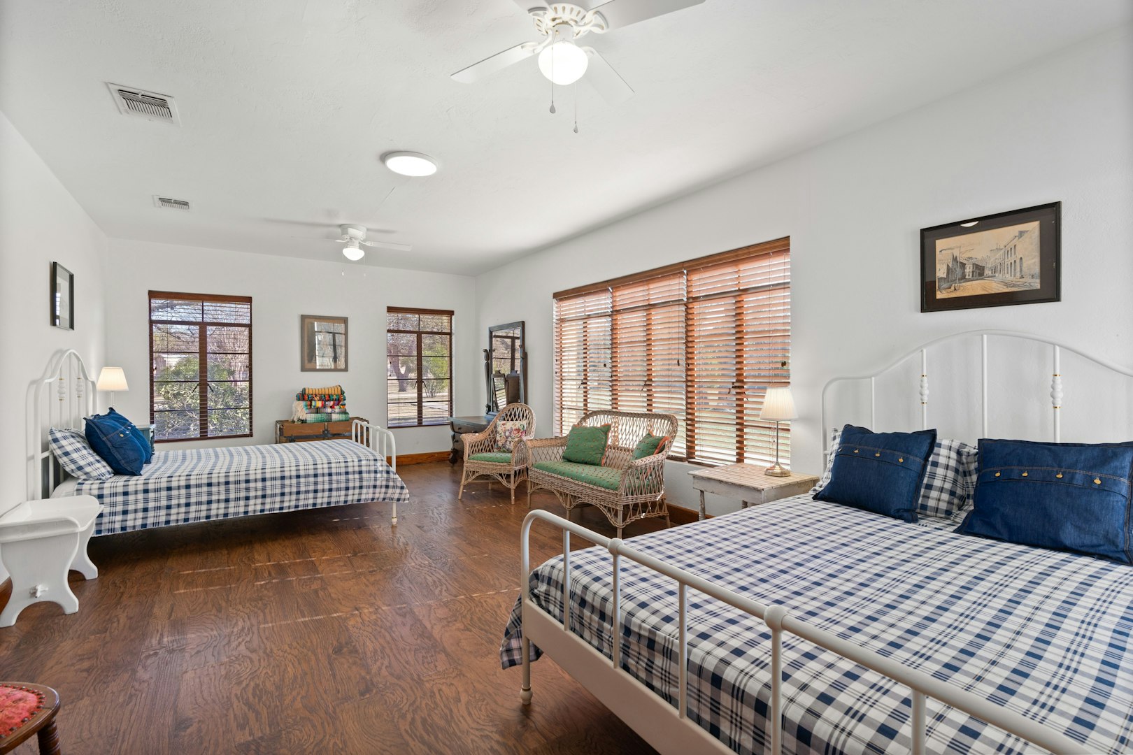 5322 Texas 16 Bandera TX 78003