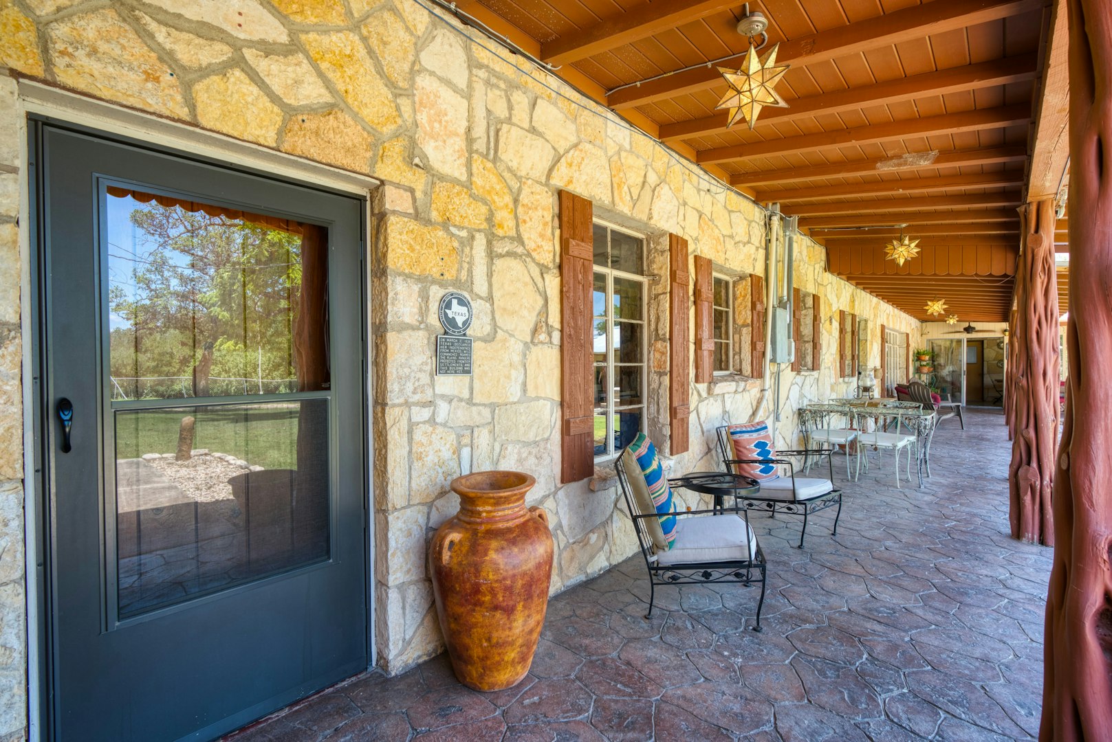 5322 Texas 16 Bandera TX 78003