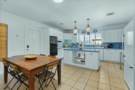 5322 Texas 16 Bandera TX 78003