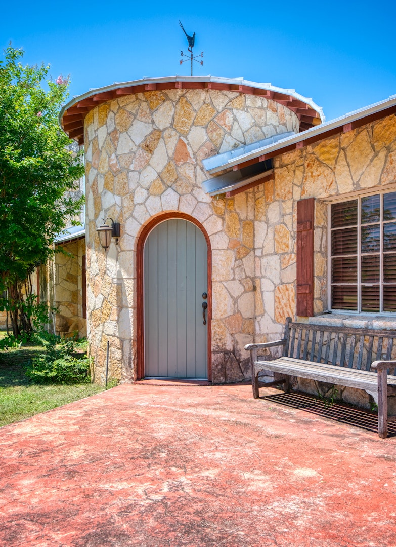 5322 Texas 16 Bandera TX 78003