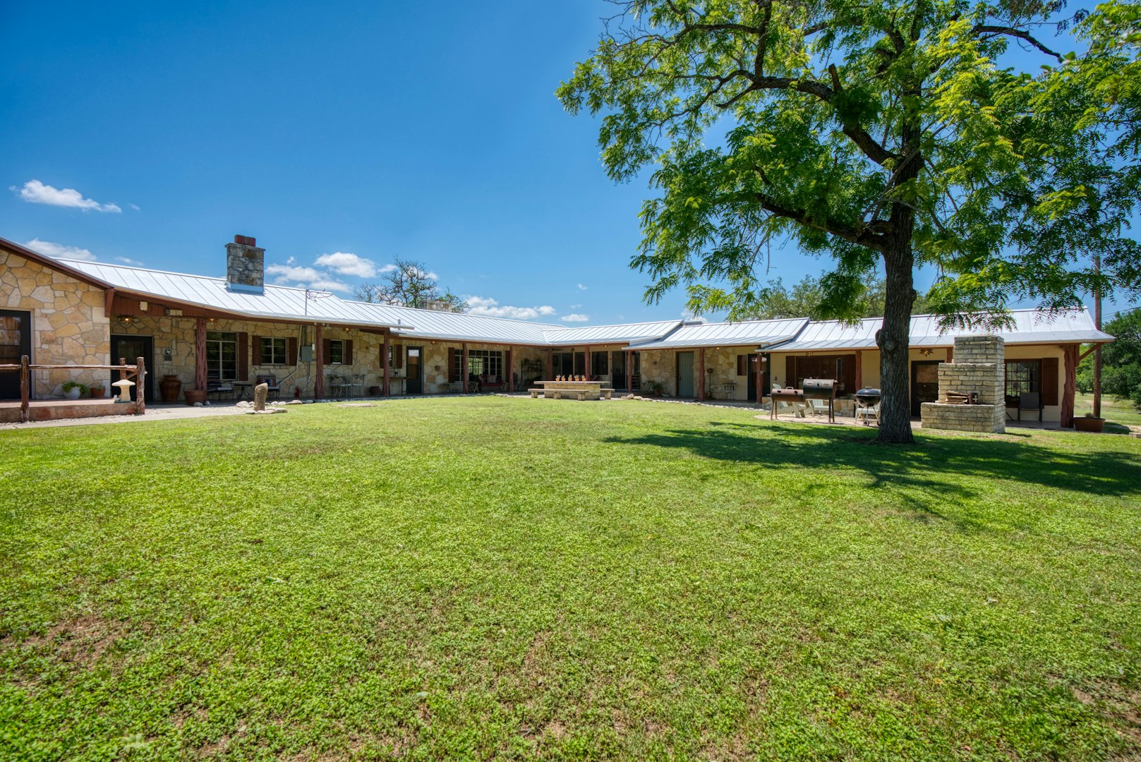 5322 Texas 16 Bandera TX 78003