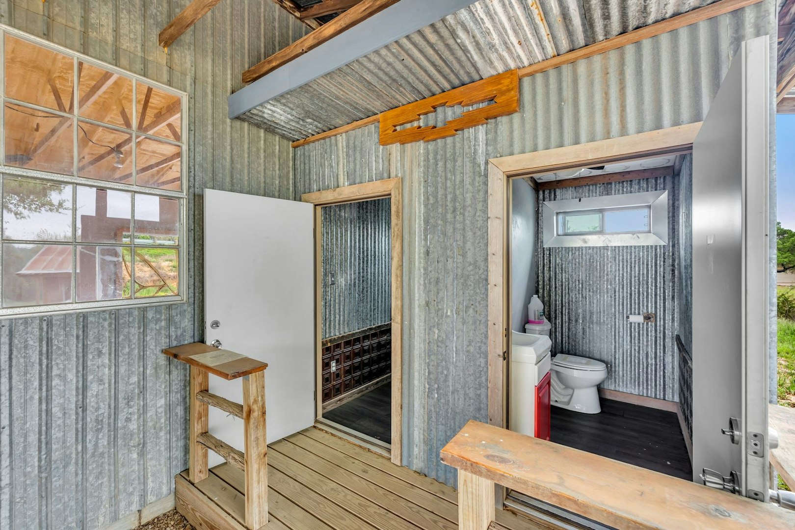 123 Rocky Road Hye TX 78635