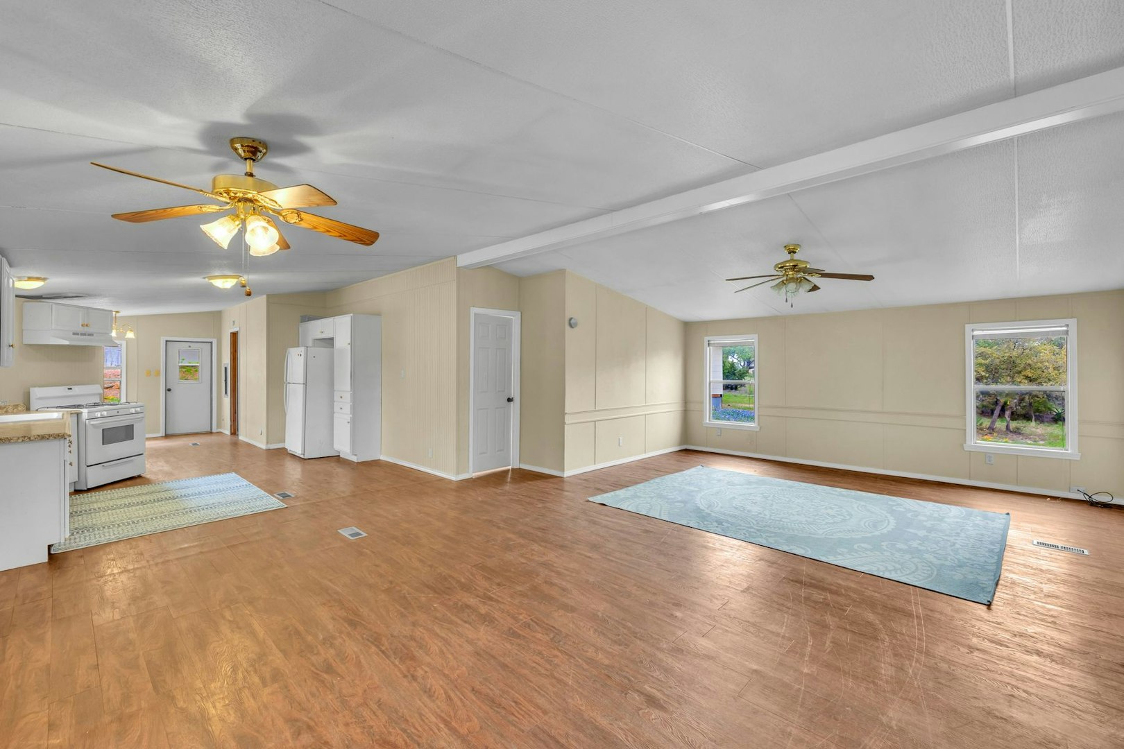 123 Rocky Road Hye TX 78635