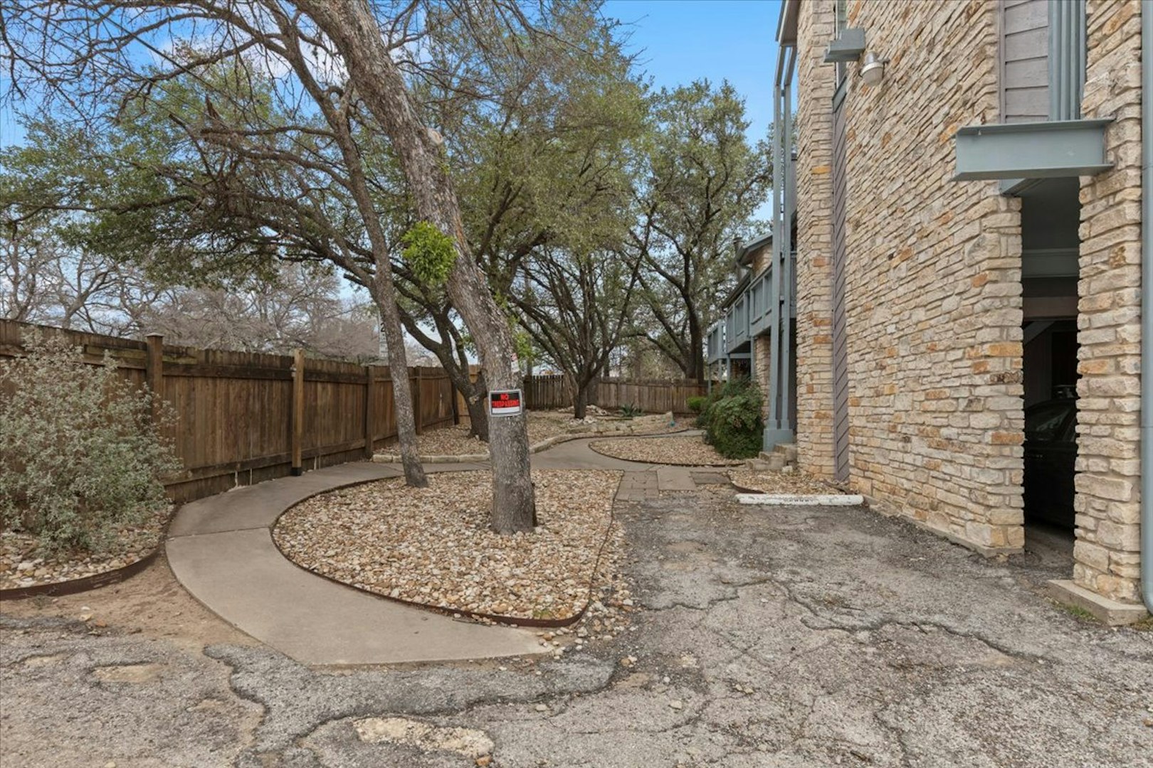 5220 Tahoe Trail Austin TX 78745