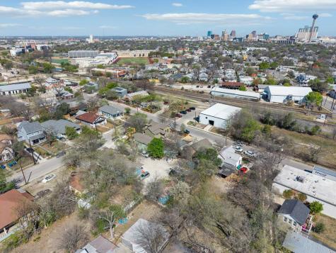 204 & 210 Hunstock Avenue San Antonio TX 78210