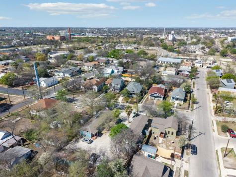 204 & 210 Hunstock Avenue San Antonio TX 78210