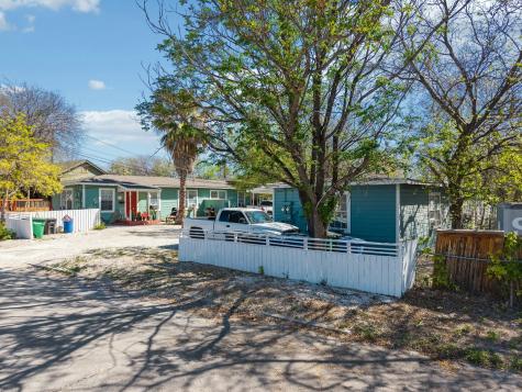 204 & 210 Hunstock Avenue San Antonio TX 78210