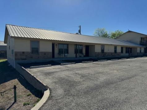 141 Jeff Street Three Rivers TX 78071