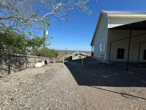 141 Jeff Street Three Rivers TX 78071