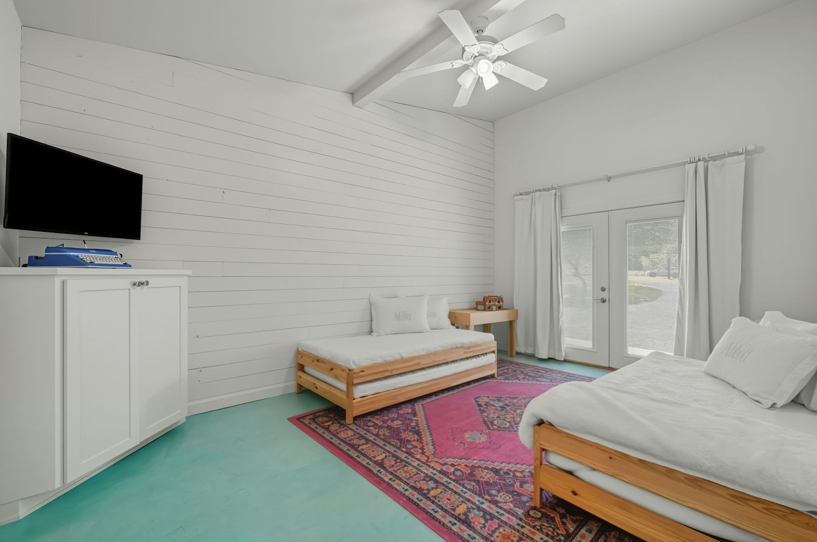 746 Trail Rock Drive Johnson City TX 78636