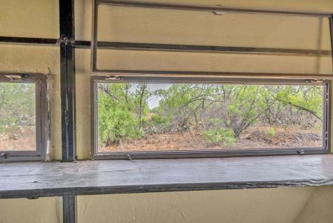 2645 Matthews Ranch Road Dilley TX 78017