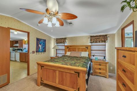 2645 Matthews Ranch Road Dilley TX 78017