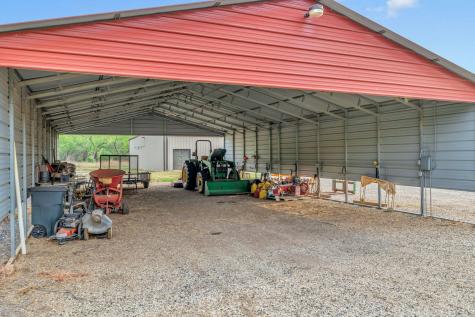 2645 Matthews Ranch Road Dilley TX 78017