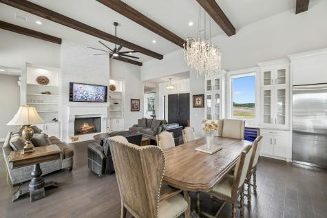 1051 N Cattlemans Crossing Drive Kerrville TX 78028