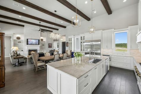 1051 N Cattlemans Crossing Drive Kerrville TX 78028