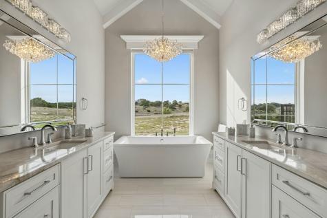 1051 N Cattlemans Crossing Drive Kerrville TX 78028