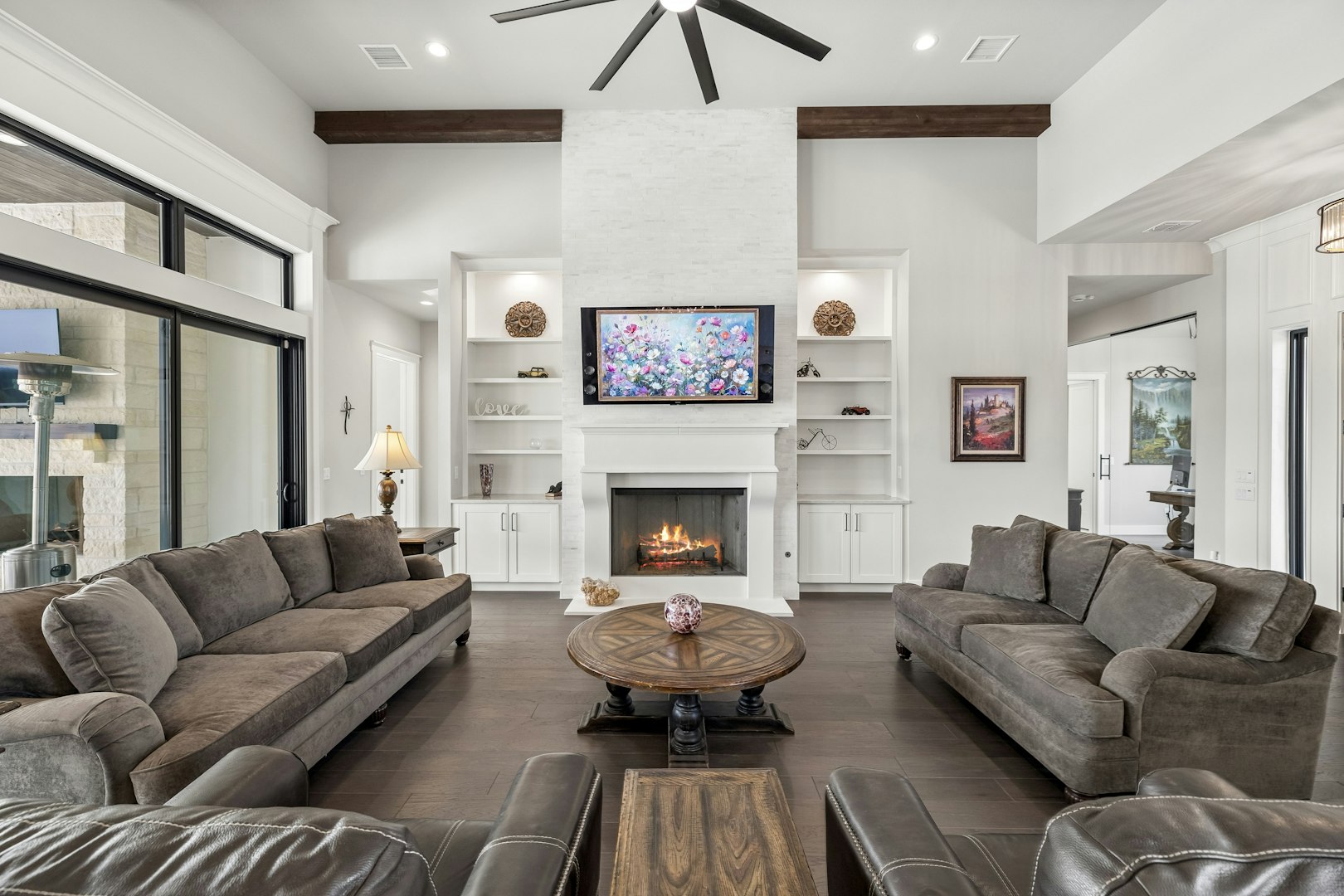 1051 N Cattlemans Crossing Drive Kerrville TX 78028