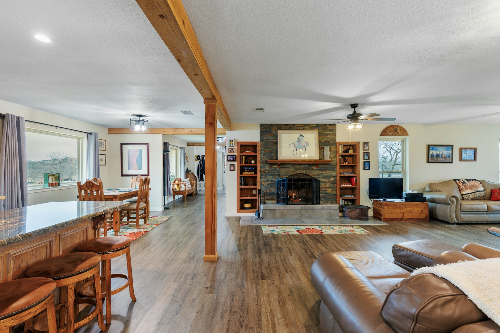 2340 SE Us Highway 71 Llano TX 78643