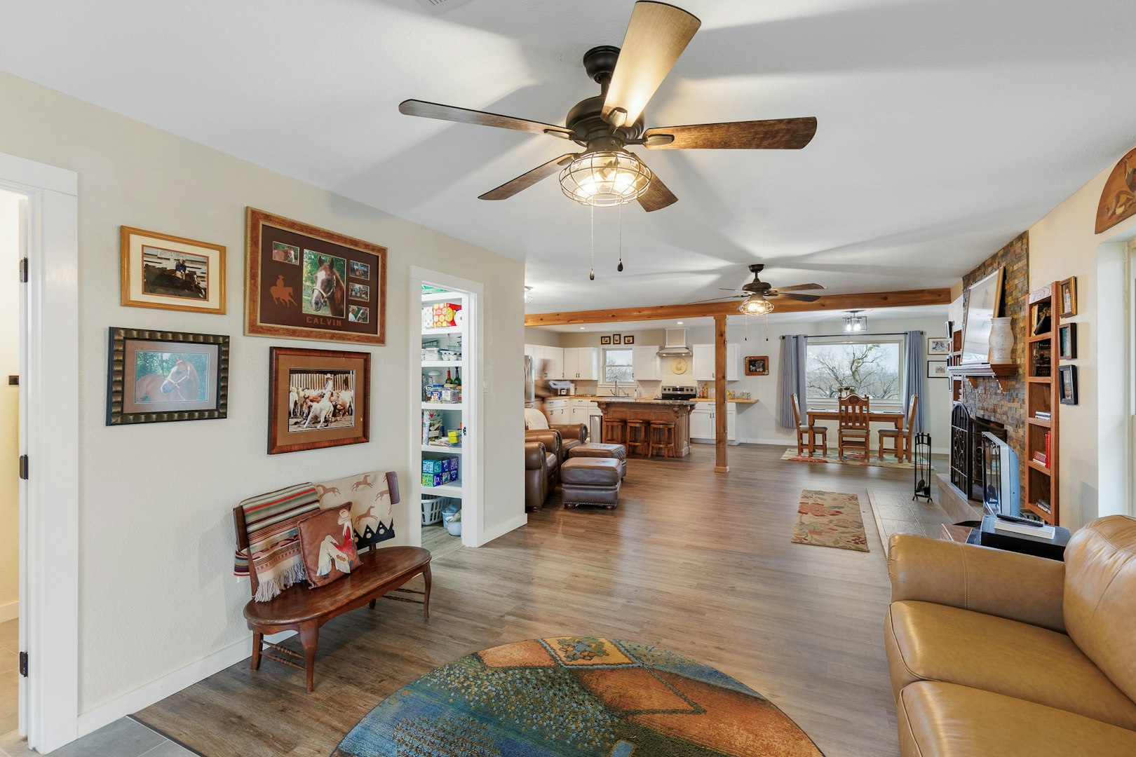 2340 SE Us Highway 71 Llano TX 78643