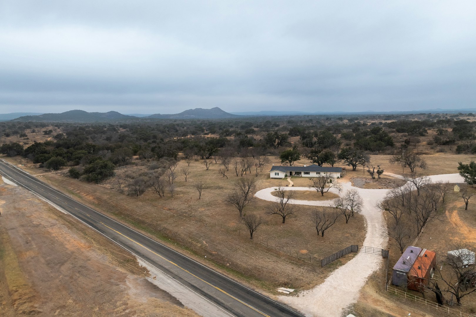 2340 SE Us Highway 71 Llano TX 78643