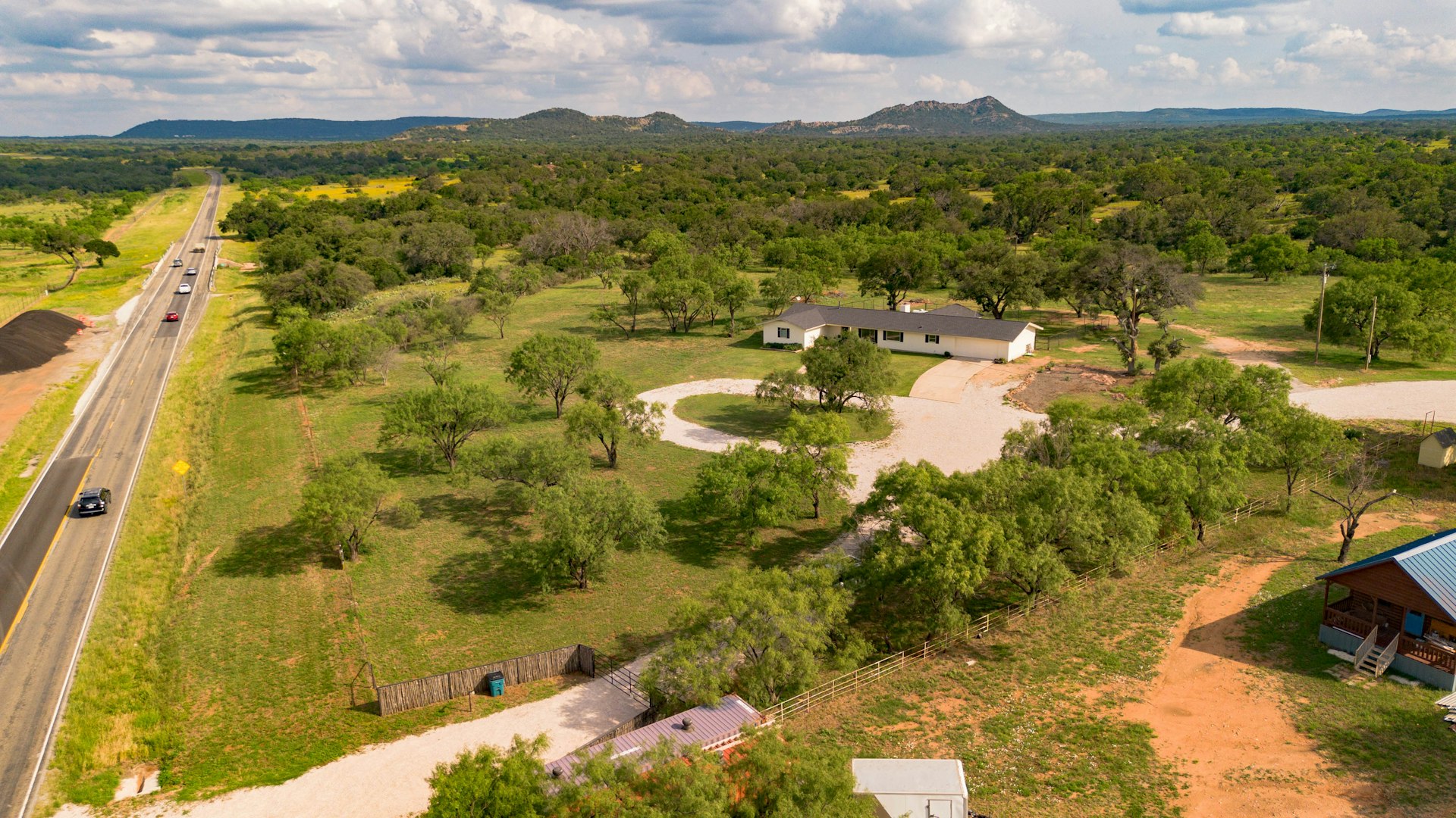 2340 SE Us Highway 71 Llano TX 78643