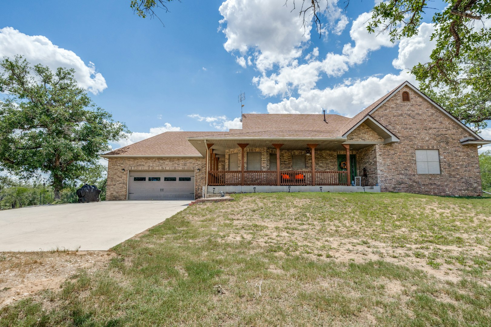 1657 County Road 434 Stockdale TX 78160